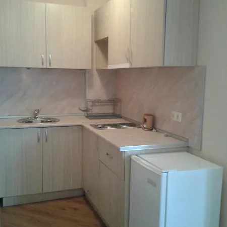Seasons 3 2* Slantchev Briag