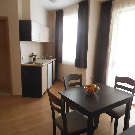 Lejlighedshotel Seasons 3 Sunny Beach