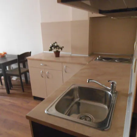 Seasons 3 Hotel apartamentowy