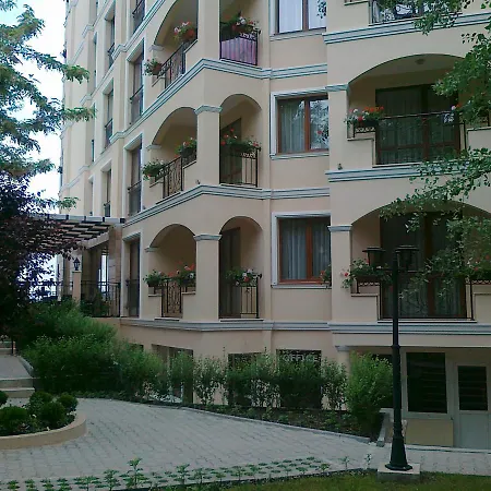 Hotel apartamentowy Seasons 3