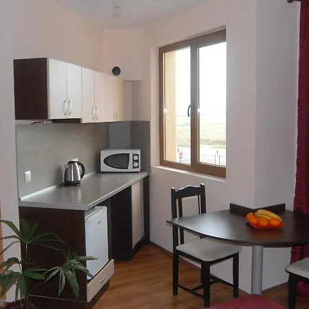 Seasons 3 Hotel apartamentowy