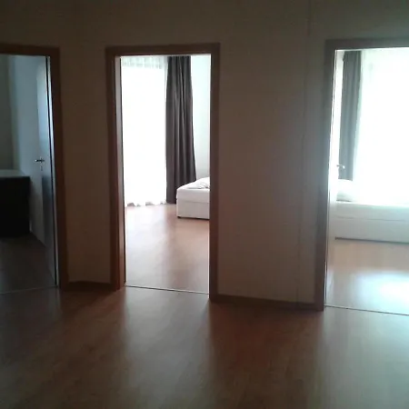 Seasons 3 Hotel apartamentowy