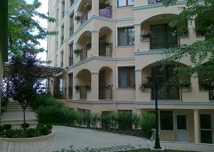 Aparthotel Seasons 3