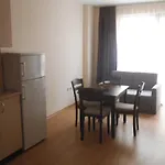 Seasons 3 Aparthotel Sunny Beach