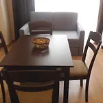 Seasons 3 Aparthotel