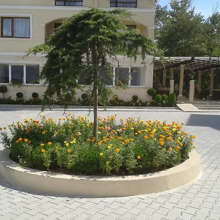 Apartmanhotel Seasons 3 Napospart